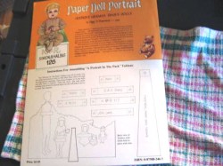 PAPER DOLL PORTRAIT PD MAIN A_08